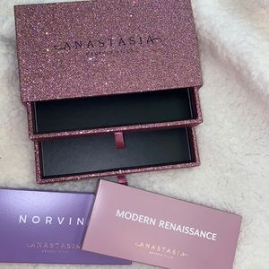 Box and two makeup palette never used